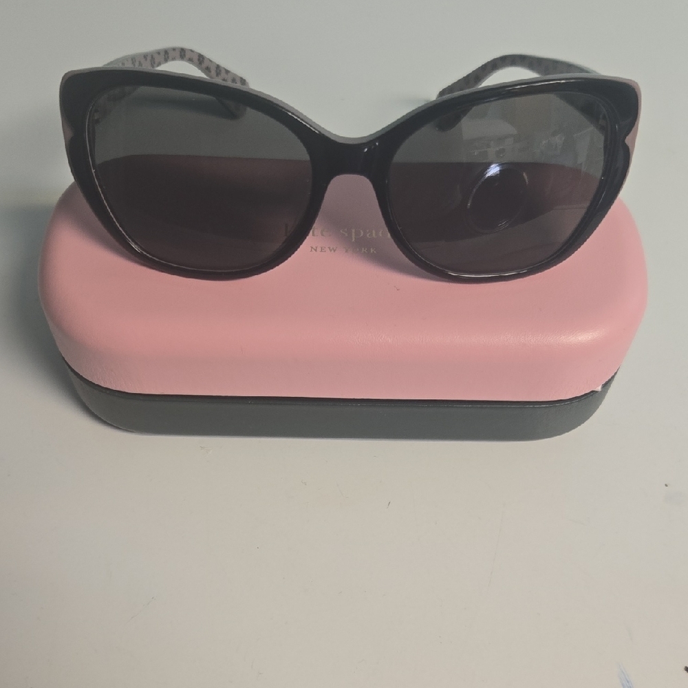 kate spade Black Cat-Eye Sunglasses with Pink Case